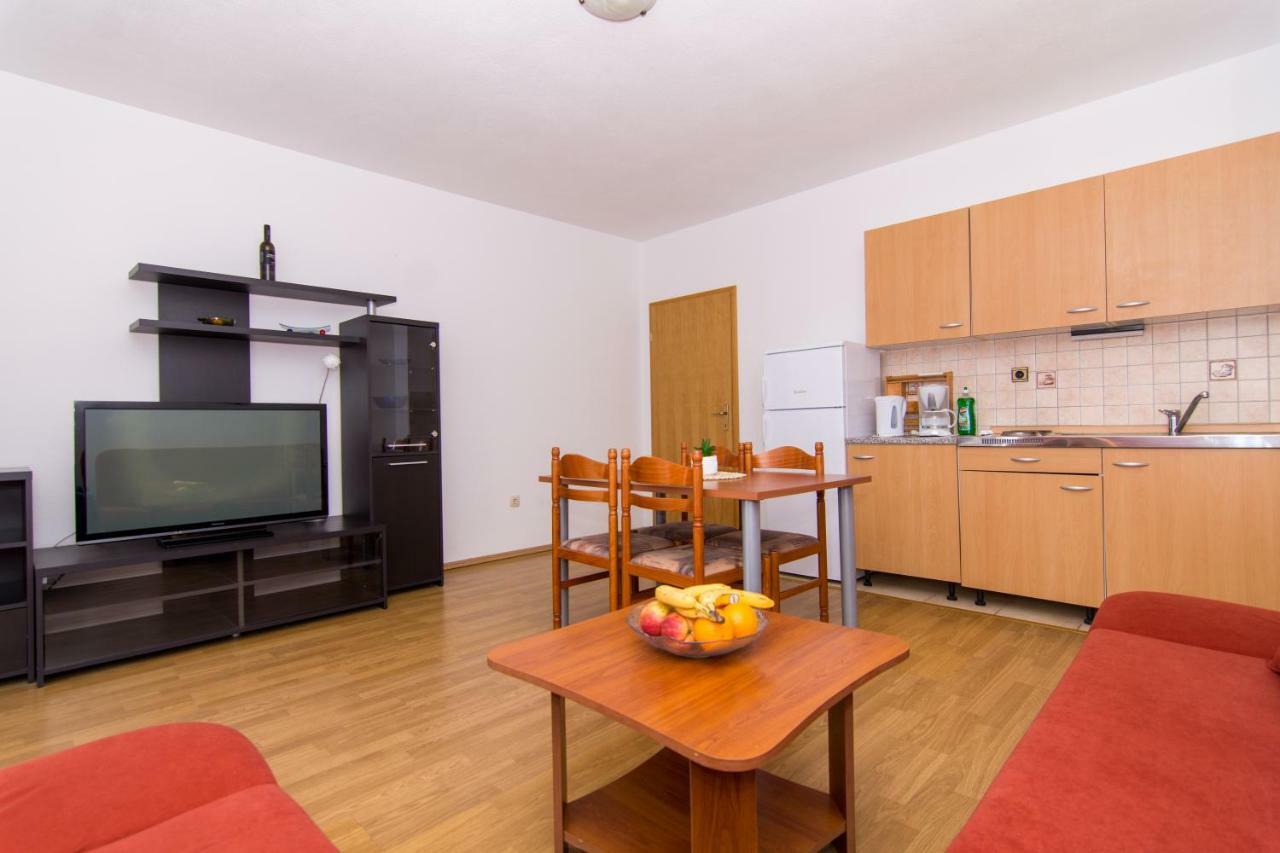 Apartments Jozic Seget Vranjica Esterno foto