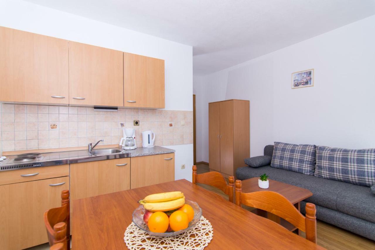 Apartments Jozic Seget Vranjica Esterno foto