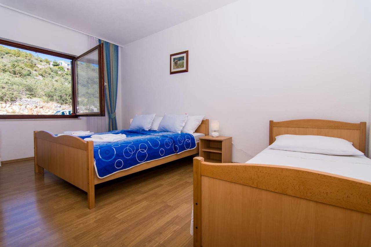 Apartments Jozic Seget Vranjica Esterno foto