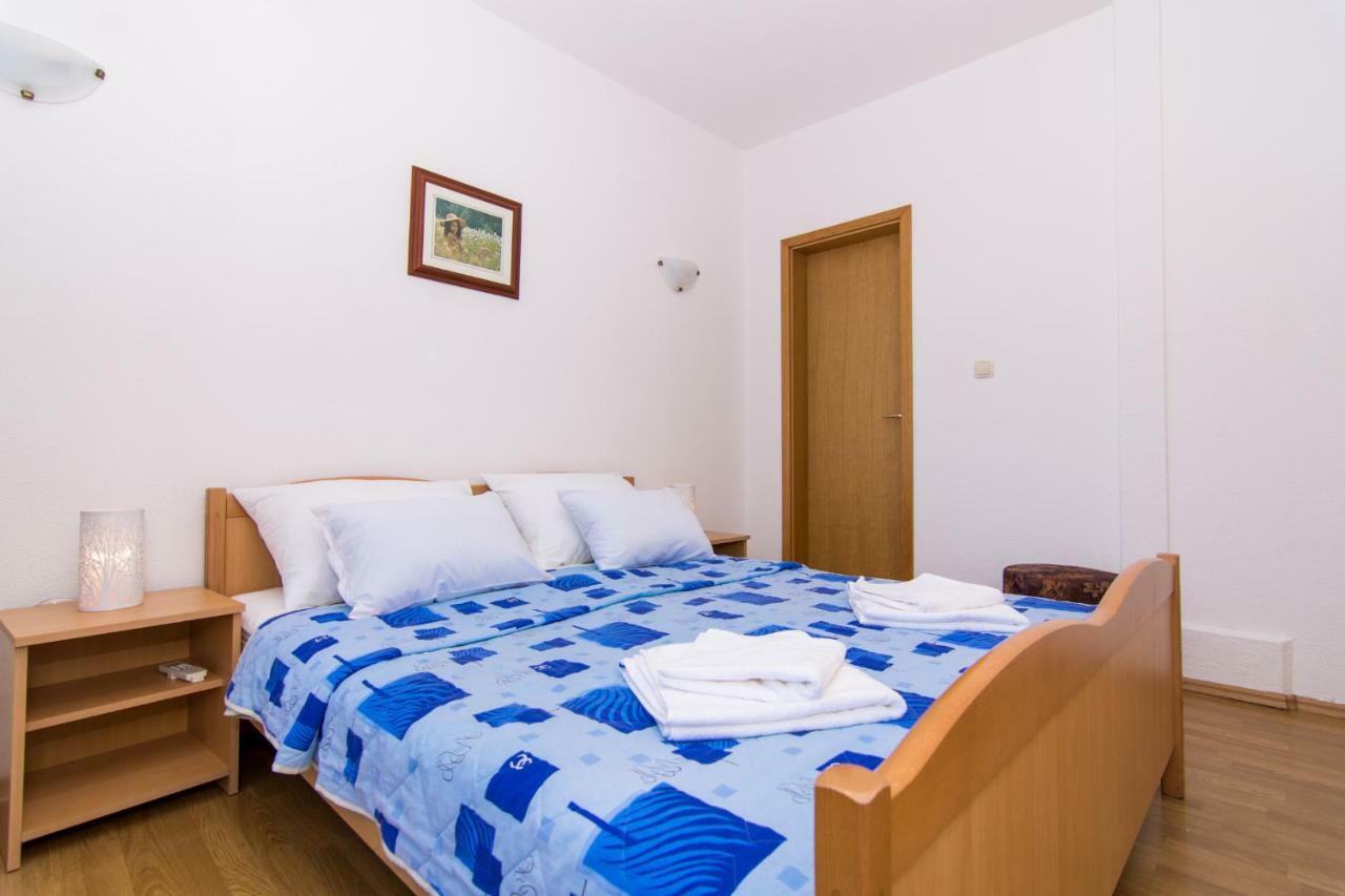 Apartments Jozic Seget Vranjica Esterno foto