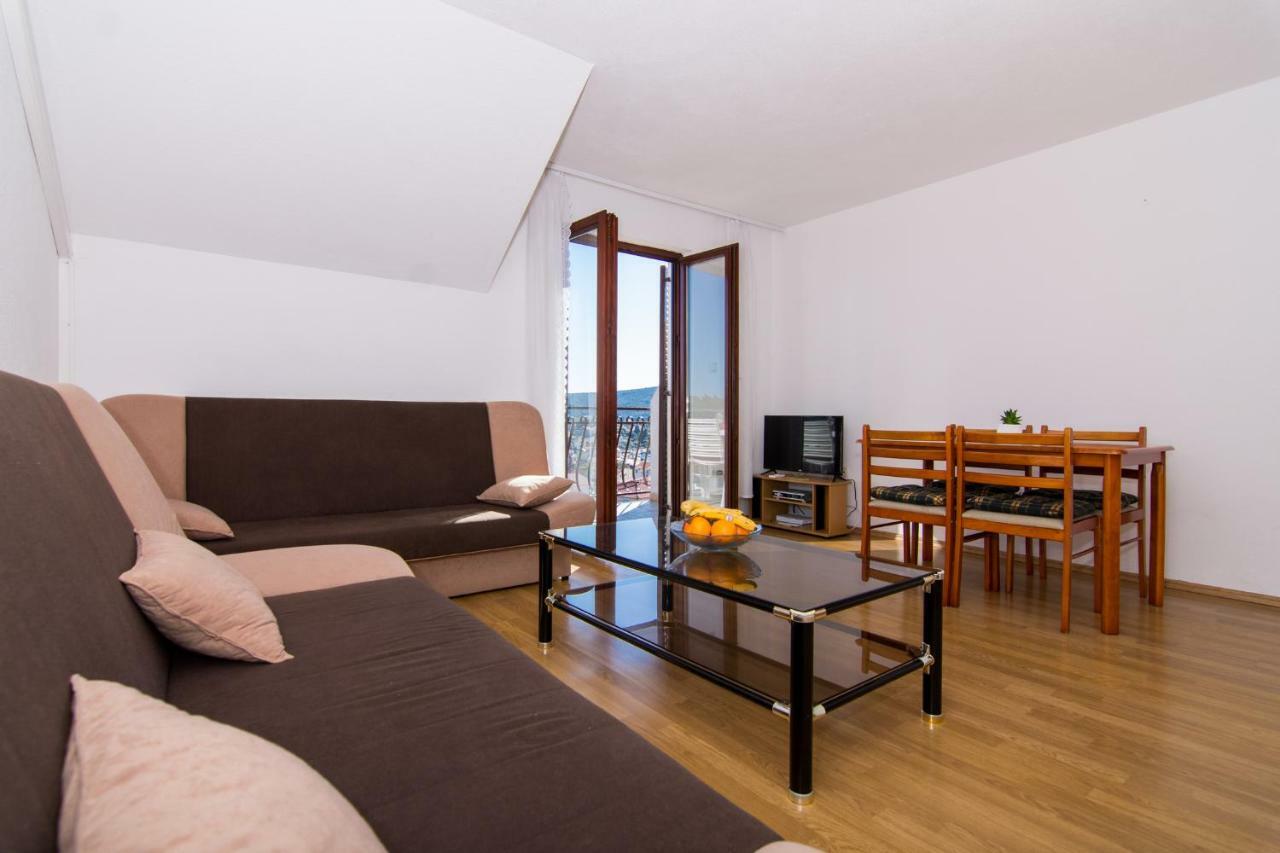 Apartments Jozic Seget Vranjica Esterno foto