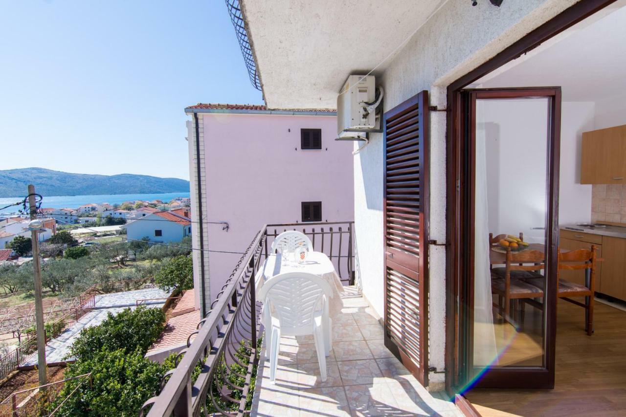 Apartments Jozic Seget Vranjica Esterno foto