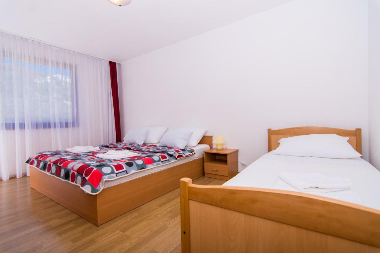 Apartments Jozic Seget Vranjica Esterno foto