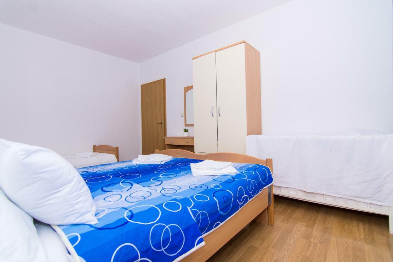 Apartments Jozic Seget Vranjica Esterno foto