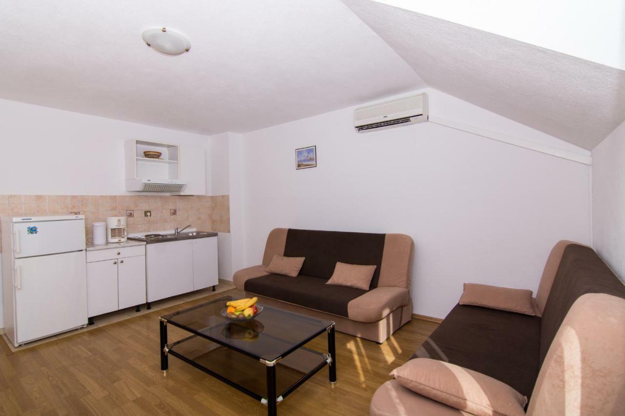 Apartments Jozic Seget Vranjica Esterno foto